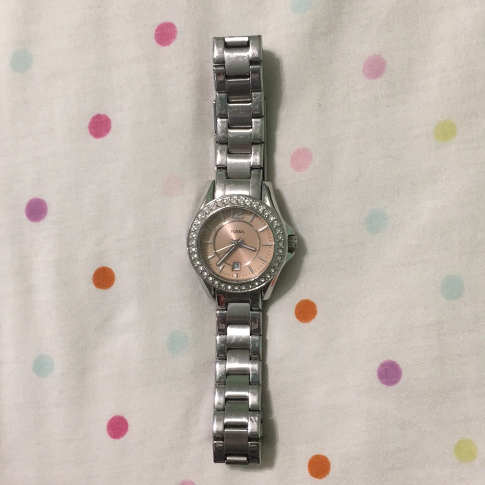Women’s Fossil Watch!